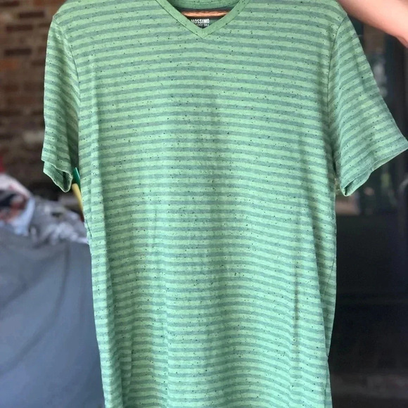 Twofer Men’s Tees - Picture 3 of 7